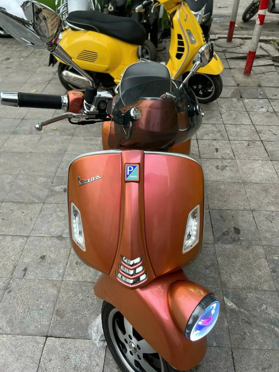 Vespa khó nổ máy, chết máy giữa đường: nguyên nhân và cách xử lý
